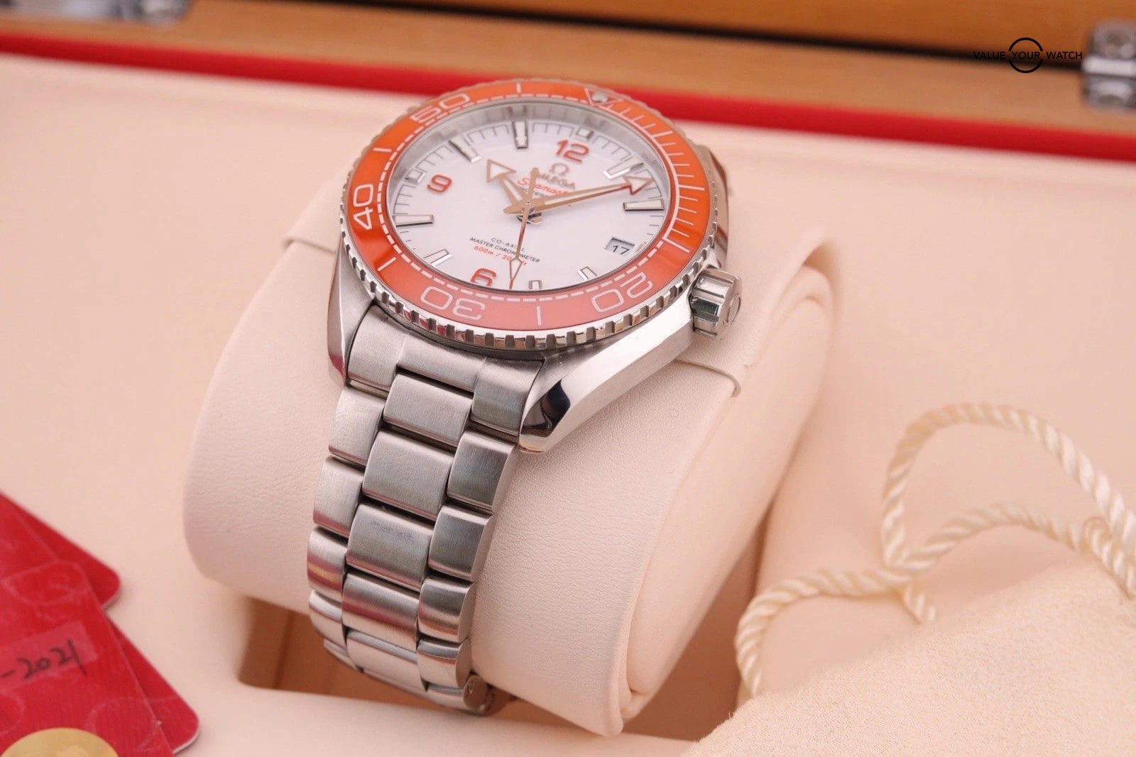 OMEGA Seamaster Planet Ocean 600M 215.30.44.21.04.001 Creamsicle 43.5mm - Image 9