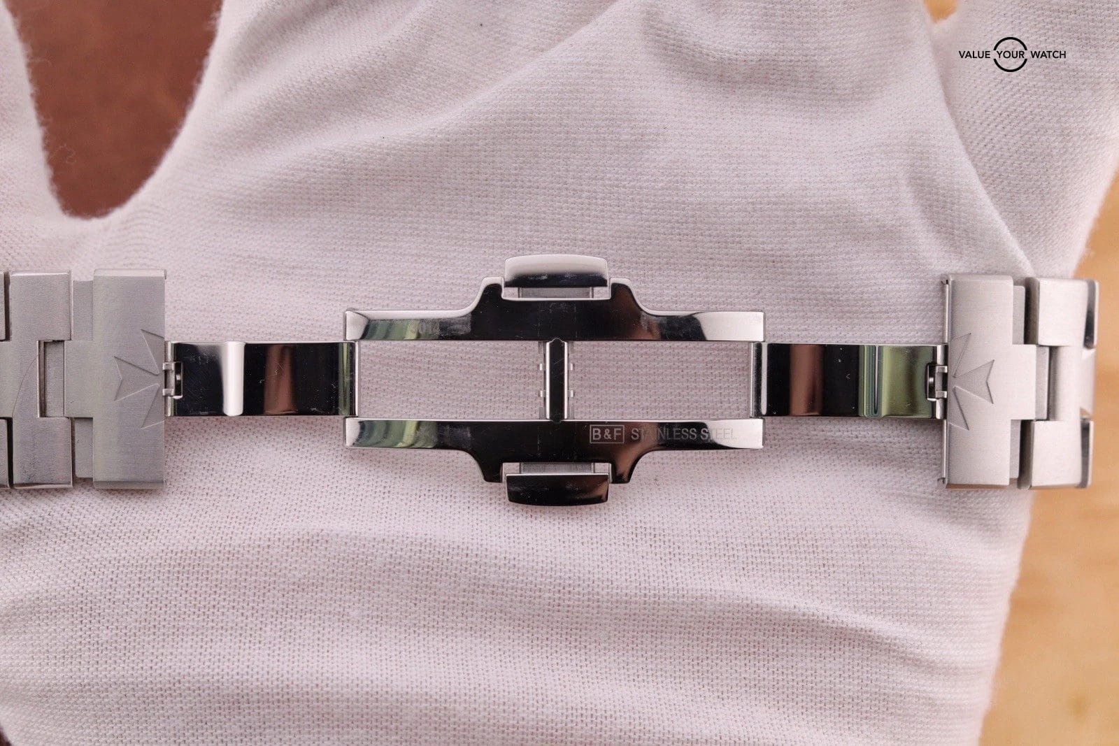 2022 Vacheron Constantin Overseas 41mm 4500V/110A-B483 Black Dial Stainless - Image 7