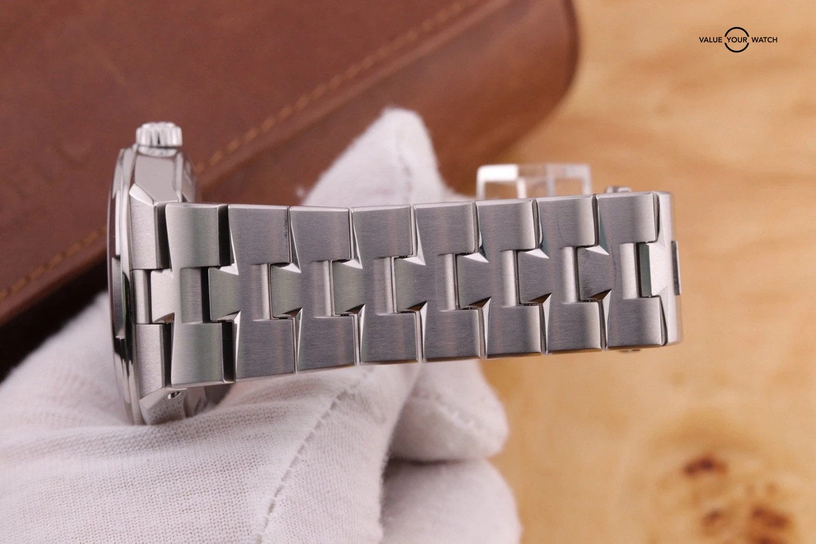 2022 Vacheron Constantin Overseas 41mm 4500V/110A-B483 Black Dial Stainless - Image 9