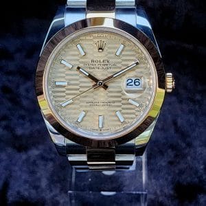 Rolex Datejust Smooth Bezel Oyster Bracelet 126303 41mm Gold Dial Full Set WARRANTY