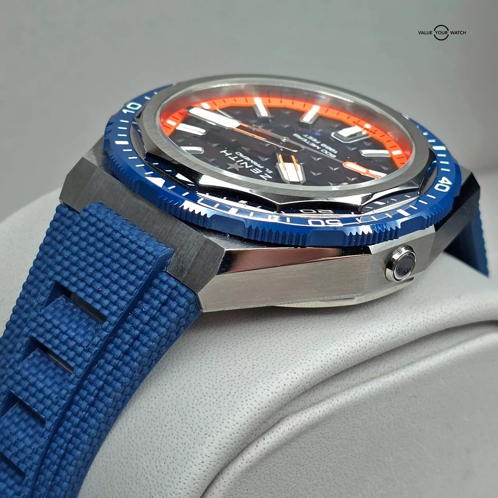 Zenith Defy Extreme Diver El Primero, Titanium with 3 straps, blue dial,full set - Image 11