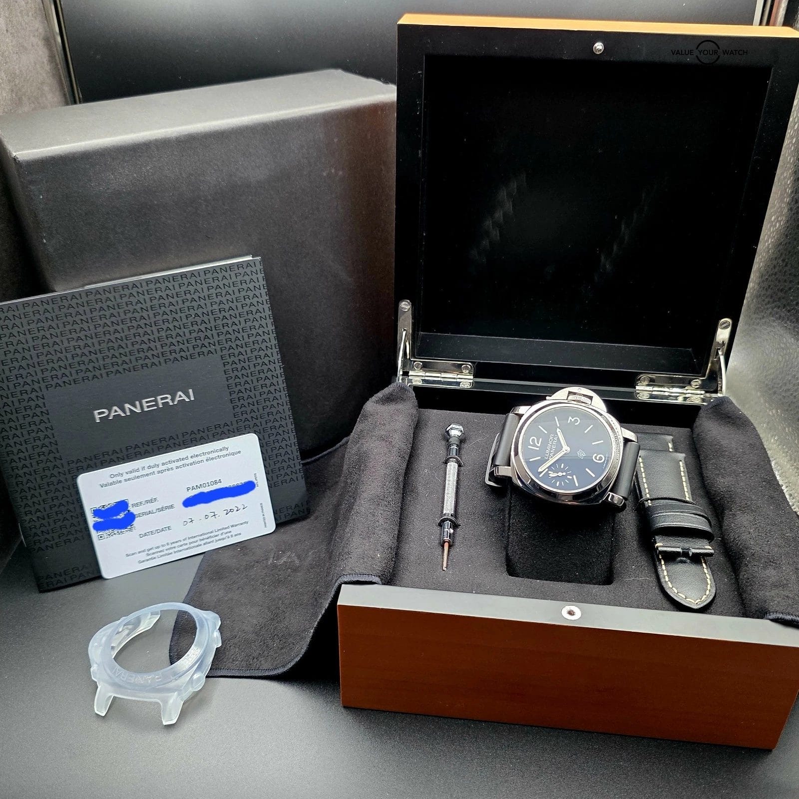 PANERAI Luminor Logo PAM01084 w/ Box & Papers - Image 8