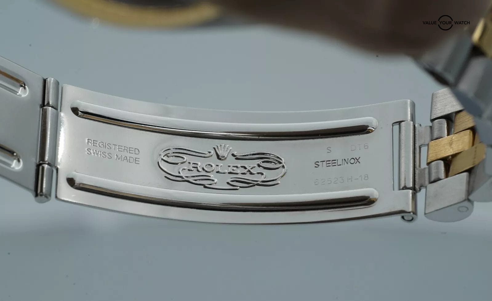 Rolex Datejust 16013 Stainless Steel and 18K Yellow Gold Black Dial Jubilee! - Image 4