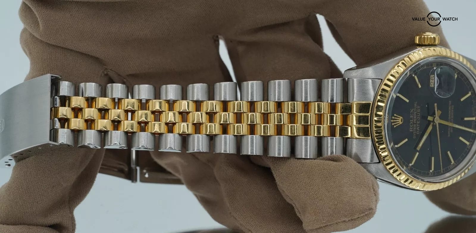 Rolex Datejust 16013 Stainless Steel and 18K Yellow Gold Black Dial Jubilee! - Image 15