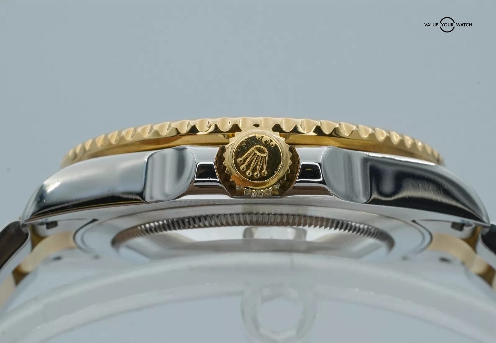 Rolex GMT Master II 116713 Ceramic Bezel Black Dial 18K Gold and SS BOX/PAPERS! - Image 9