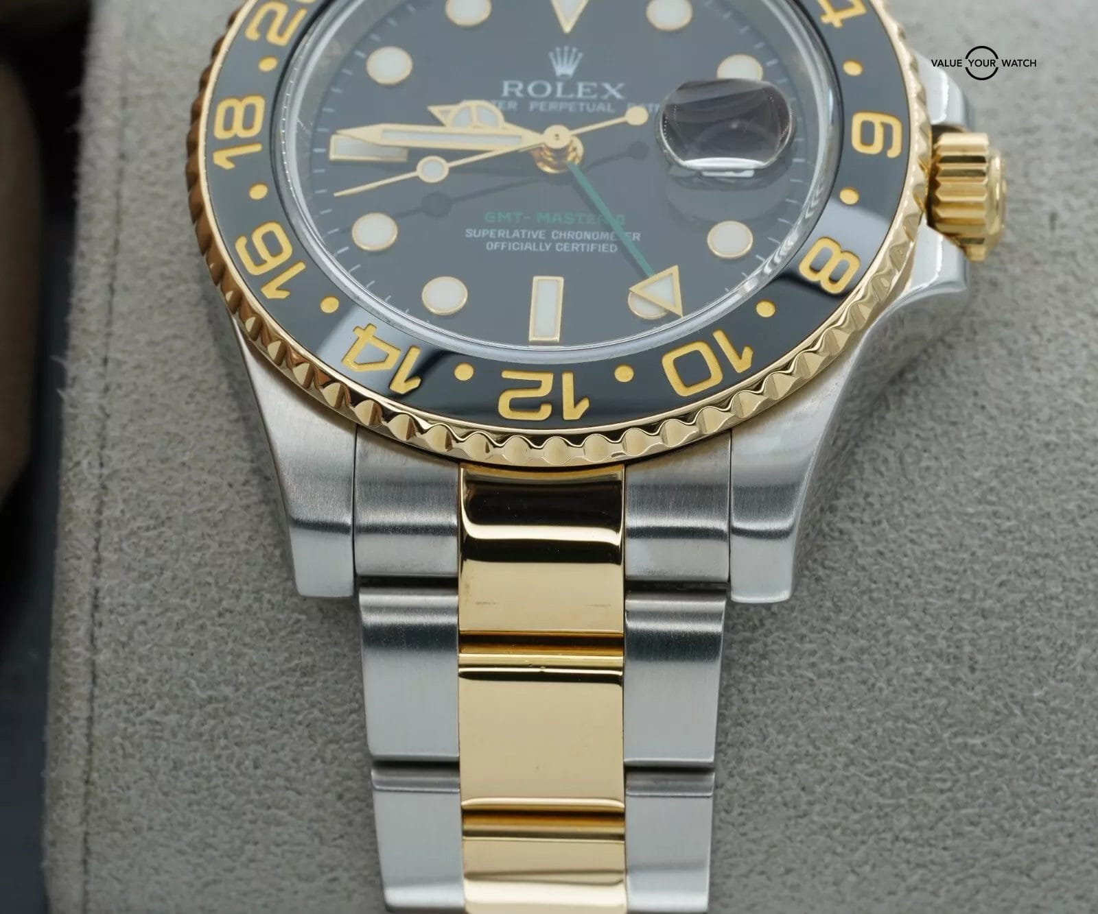 Rolex GMT Master II 116713 Ceramic Bezel Black Dial 18K Gold and SS BOX/PAPERS! - Image 12