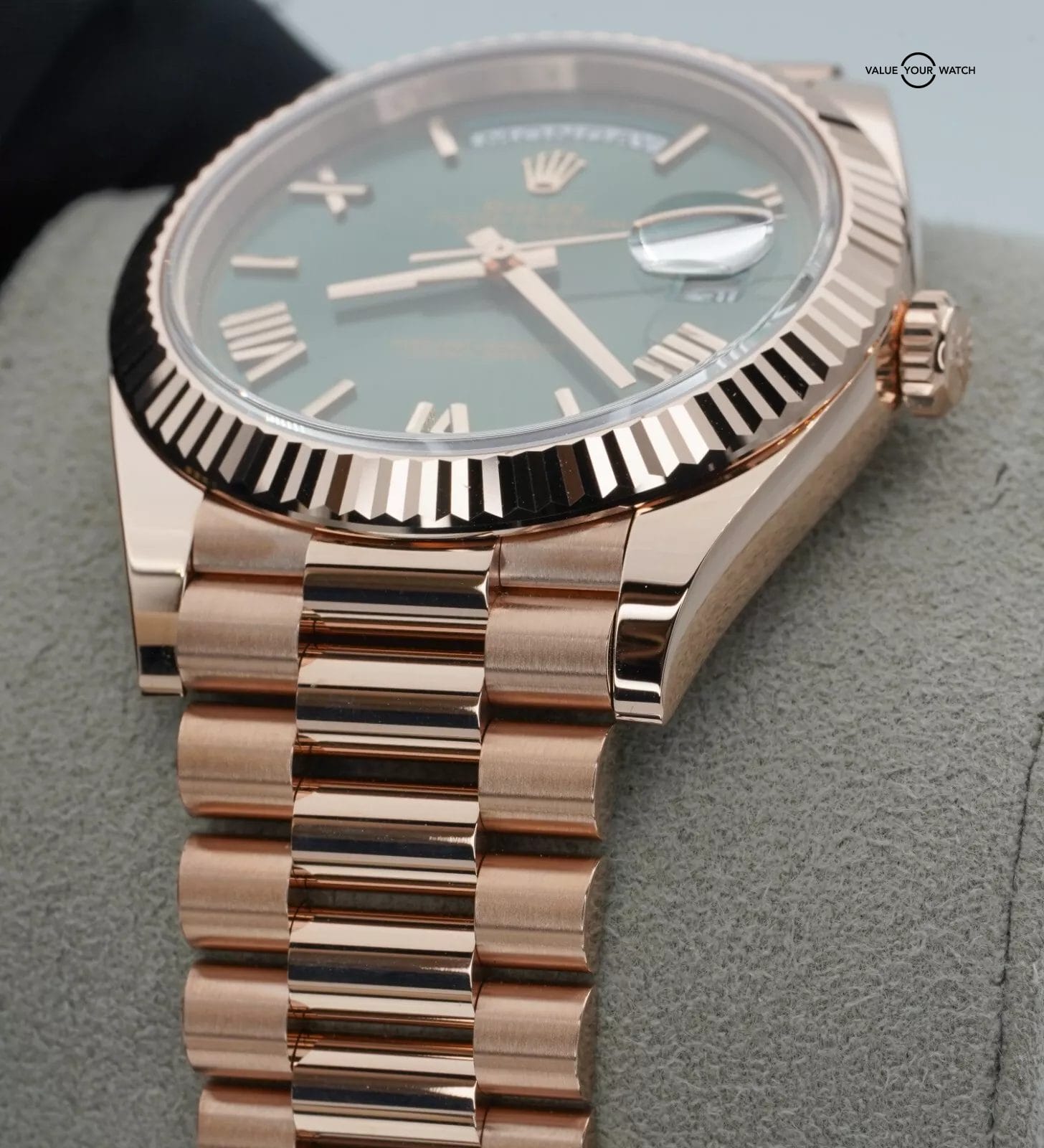 2025 Rolex Day-Date Rose Gold Olive Green Dial BOXES/PAPERS! - Image 9