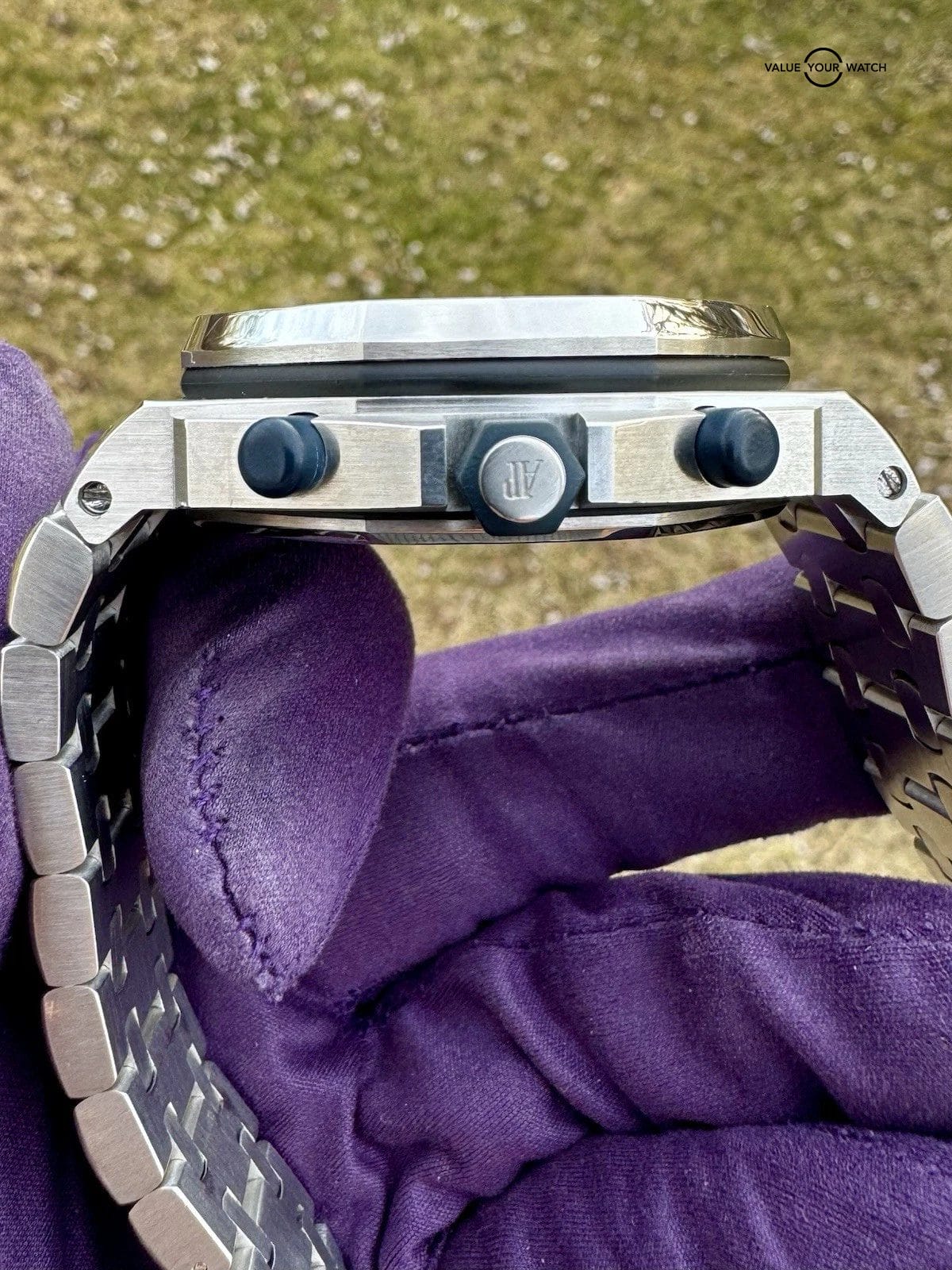 Audemars Piguet Royal Oak Offshore 25721ST.OO.1000ST.09.A Blue Box/Papers - Image 6