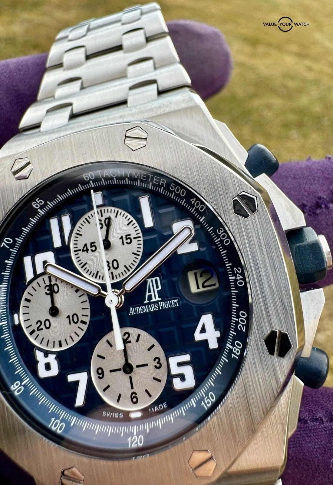 Audemars Piguet Royal Oak Offshore 25721ST.OO.1000ST.09.A Blue Box/Papers - Image 17