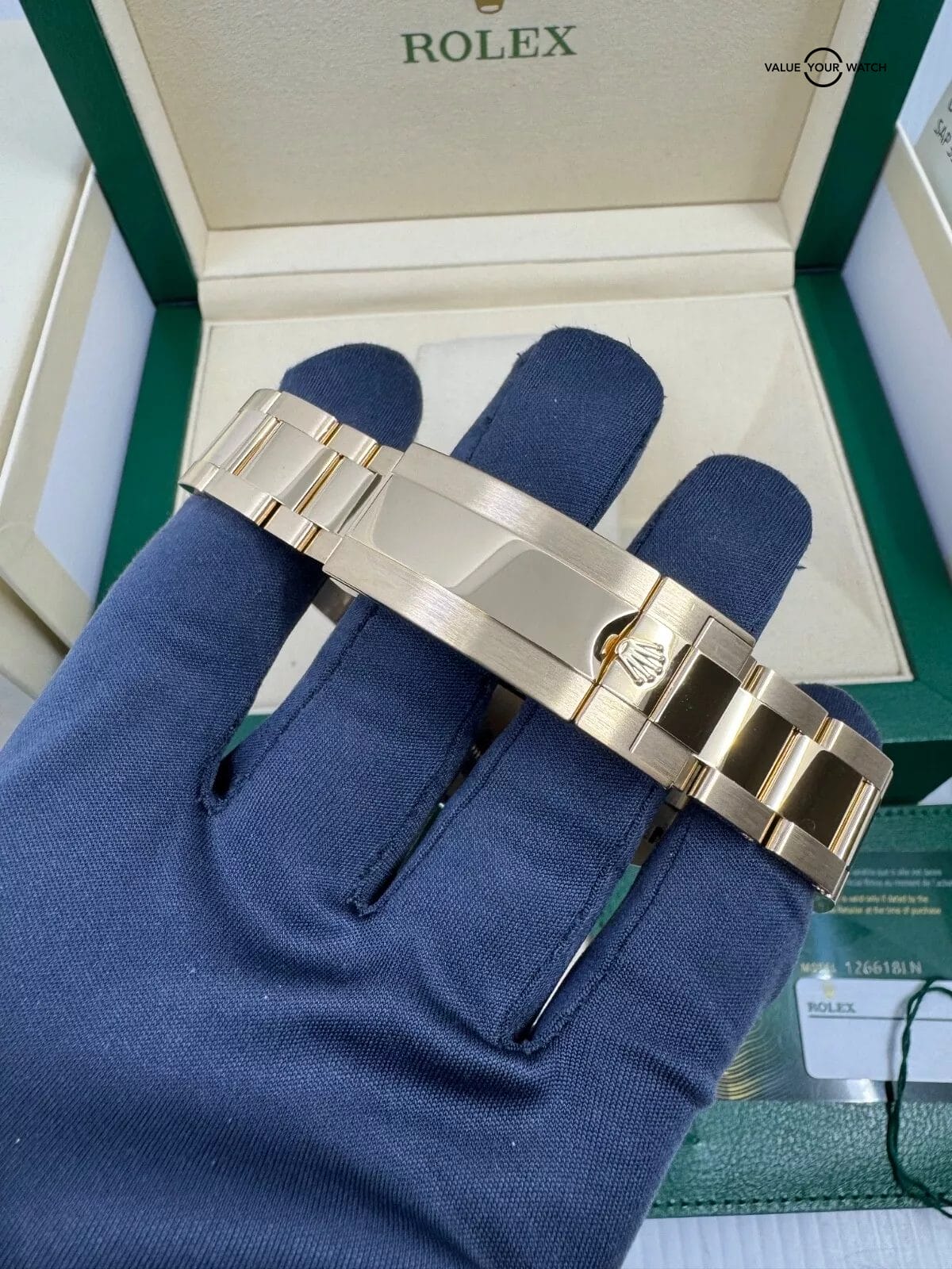 2024 Black Dial Ceramic Bezel 18k Yellow Gold Submariner Date Box Papers Complet - Image 4