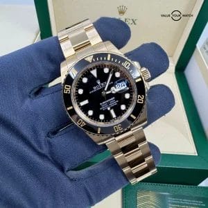 2024 Black Dial Ceramic Bezel 18k Yellow Gold Submariner Date Box Papers Complet