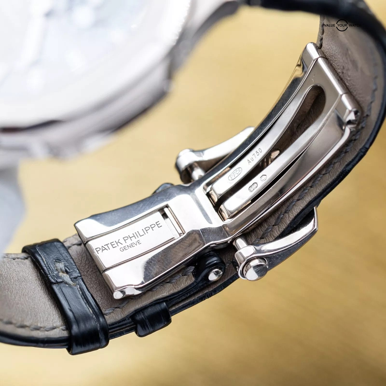 Patek Philippe Nautilus Moon Phase White Gold 40mm 5712G - Box & Papers - Image 7