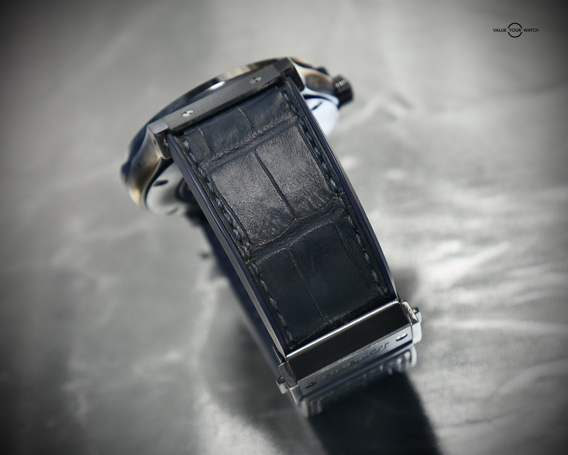 Hublot Classic Fusion Ceramic 542.CM.7170.LR 42mm Automatic Sapphire Dial - Image 10