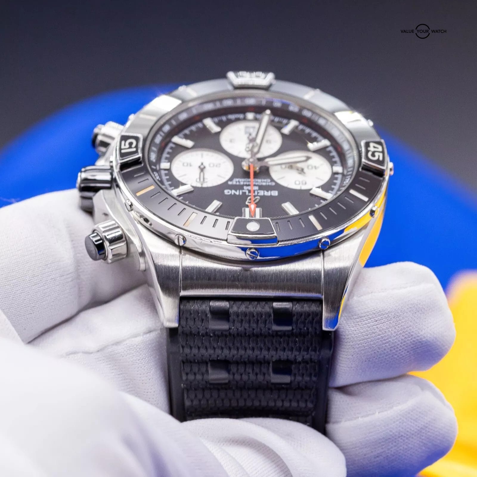 Breitling Super Chronomat B01 44 "Reverse Panda" Dial Chronograph AB0136251B1S1 - Image 5