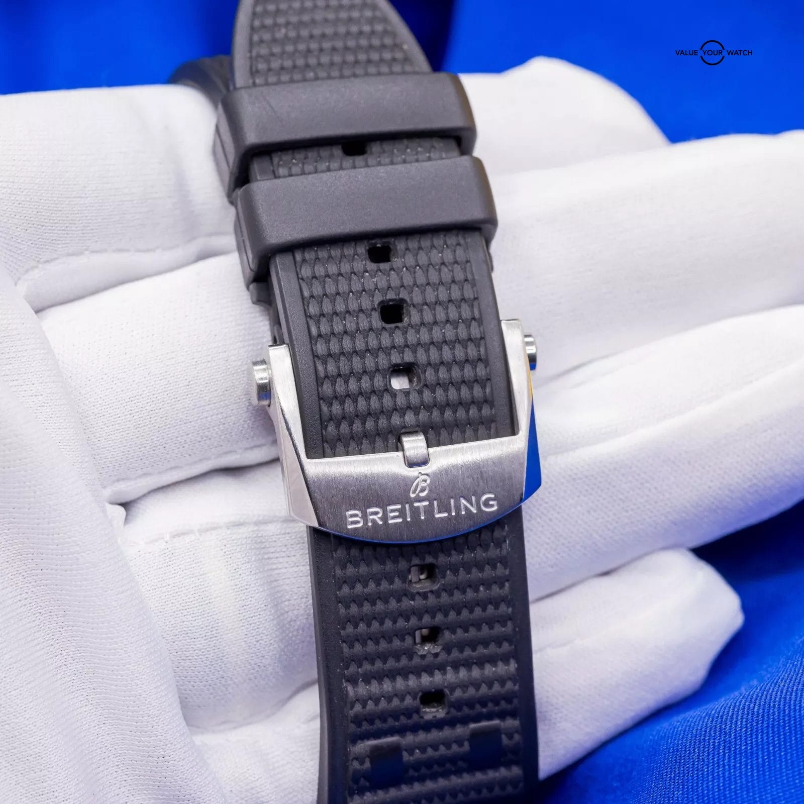 Breitling Super Chronomat B01 44 "Reverse Panda" Dial Chronograph AB0136251B1S1 - Image 10