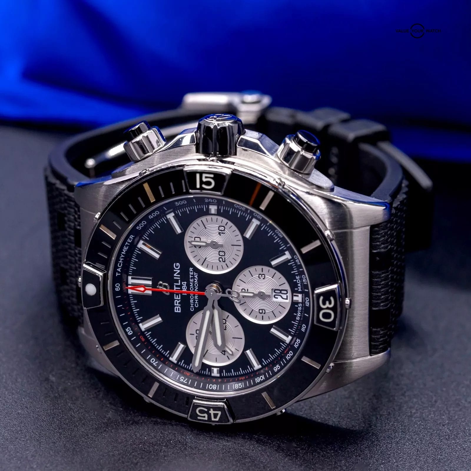 Breitling Super Chronomat B01 44 "Reverse Panda" Dial Chronograph AB0136251B1S1 - Image 11