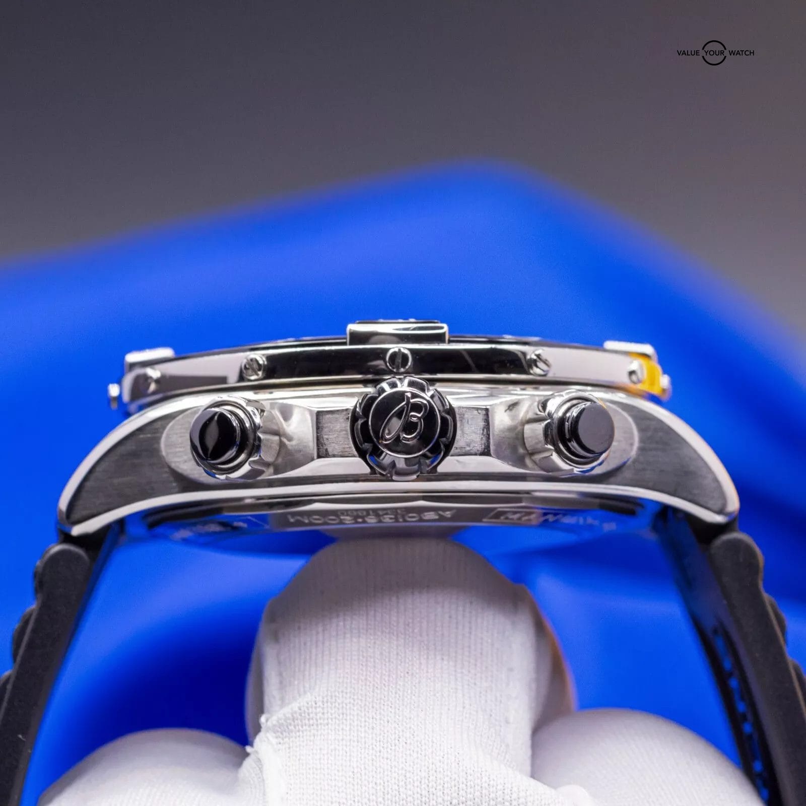 Breitling Super Chronomat B01 44 "Reverse Panda" Dial Chronograph AB0136251B1S1 - Image 13