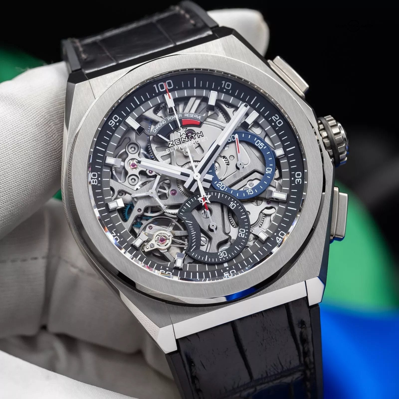 Zenith Defy 21 El Primero Titanium 44mm 95.9000.9004/78.R582 Men's New & Unworn - Image 7