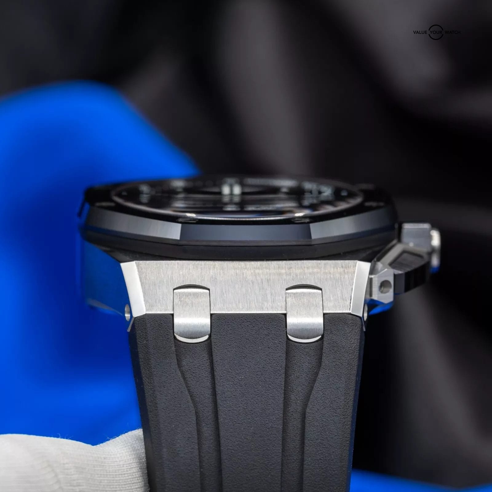 Audemars Piguet Royal Oak Offshore Chronograph Black Ceramic 43mm Men's 26420SO - Image 7