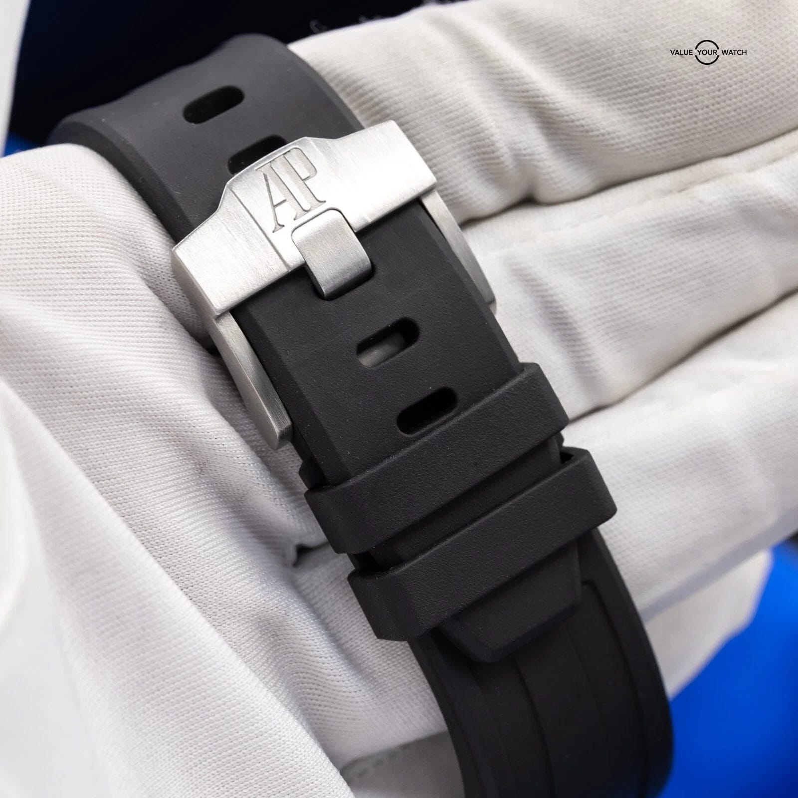 Audemars Piguet Royal Oak Offshore Chronograph "The Batman" Black Dial 26470ST - Image 5