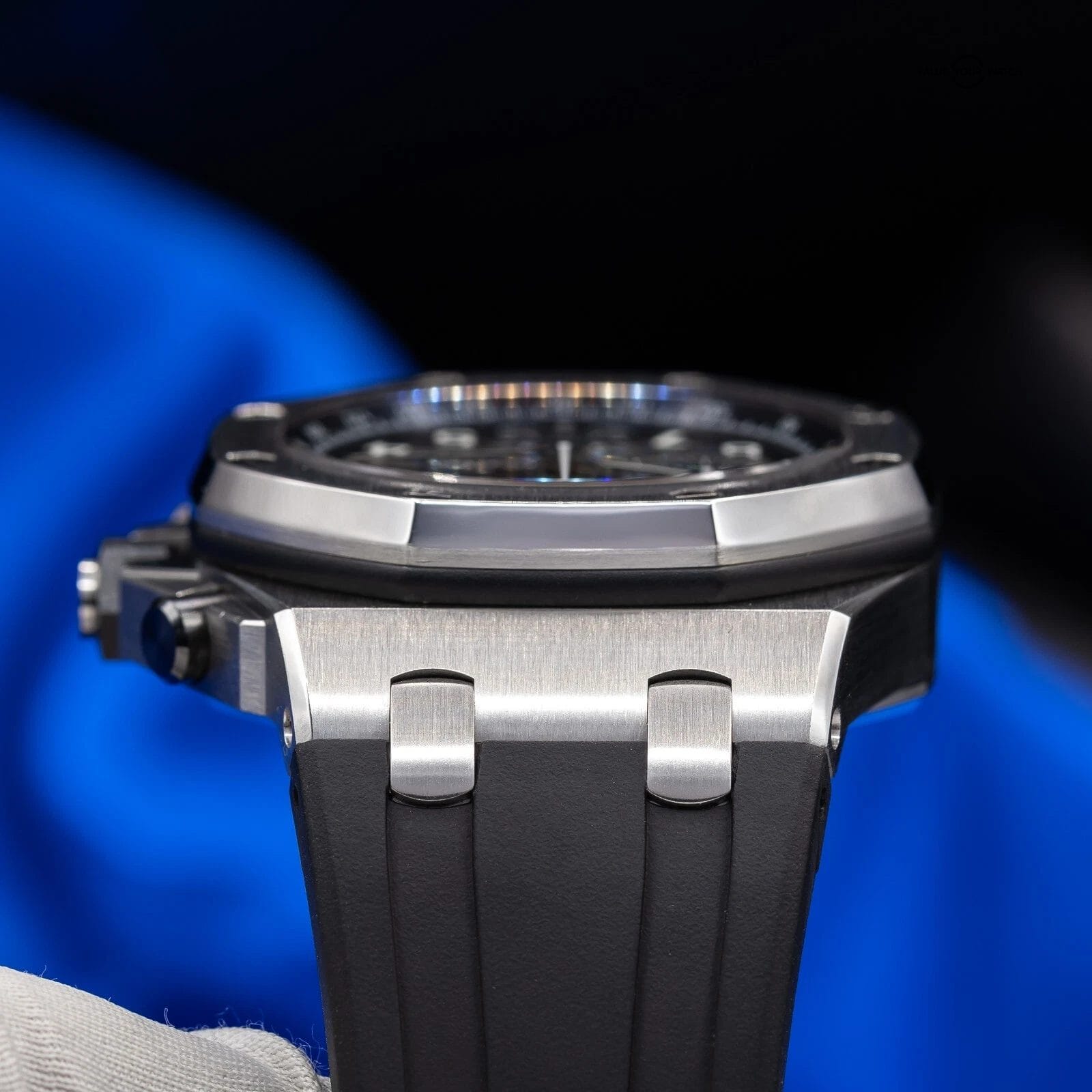 Audemars Piguet Royal Oak Offshore Chronograph "The Batman" Black Dial 26470ST - Image 6