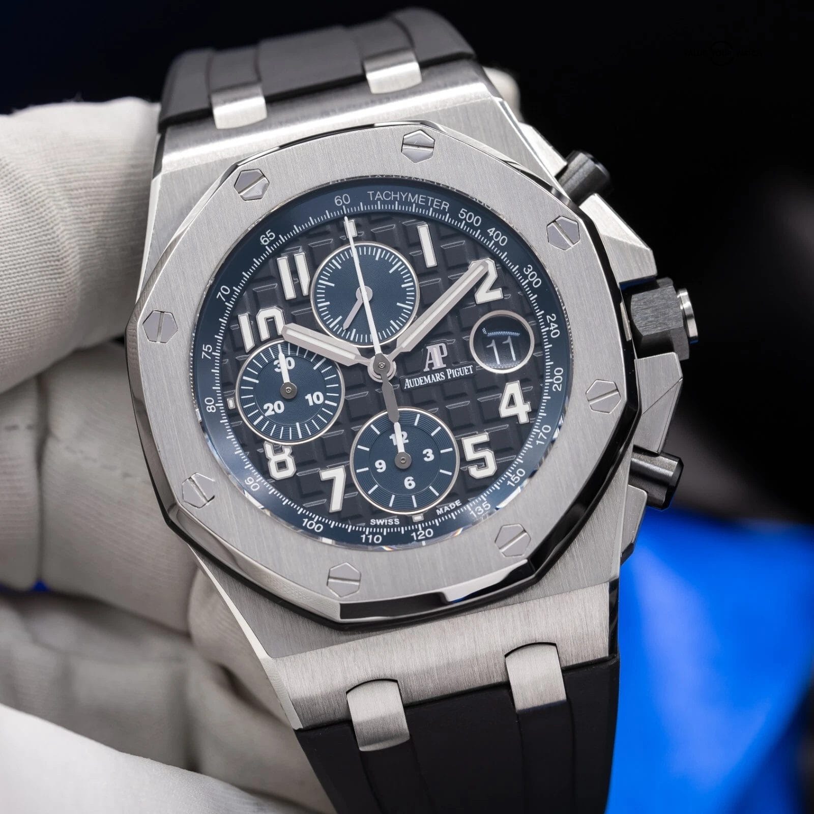 Audemars Piguet Royal Oak Offshore Chronograph "The Batman" Black Dial 26470ST - Image 8