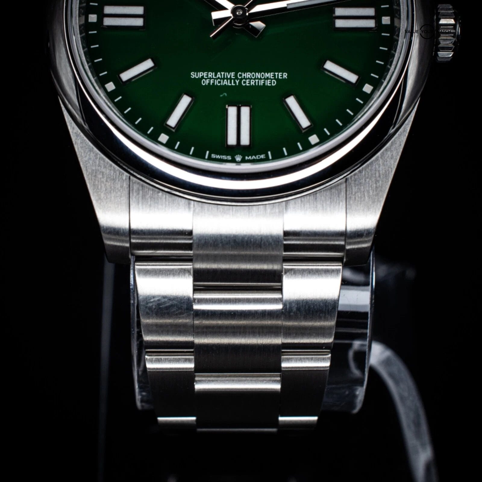 Rolex Oyster Perpetual 41mm Green Dial – Ref. 124300 with Box & Papers - Image 3