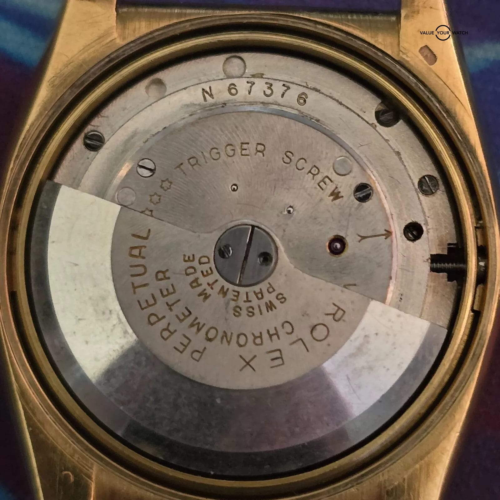 Rolex Oyster Perpetual Bubble Back 18k yellow gold, AM Cloissone enamel dial - Image 8