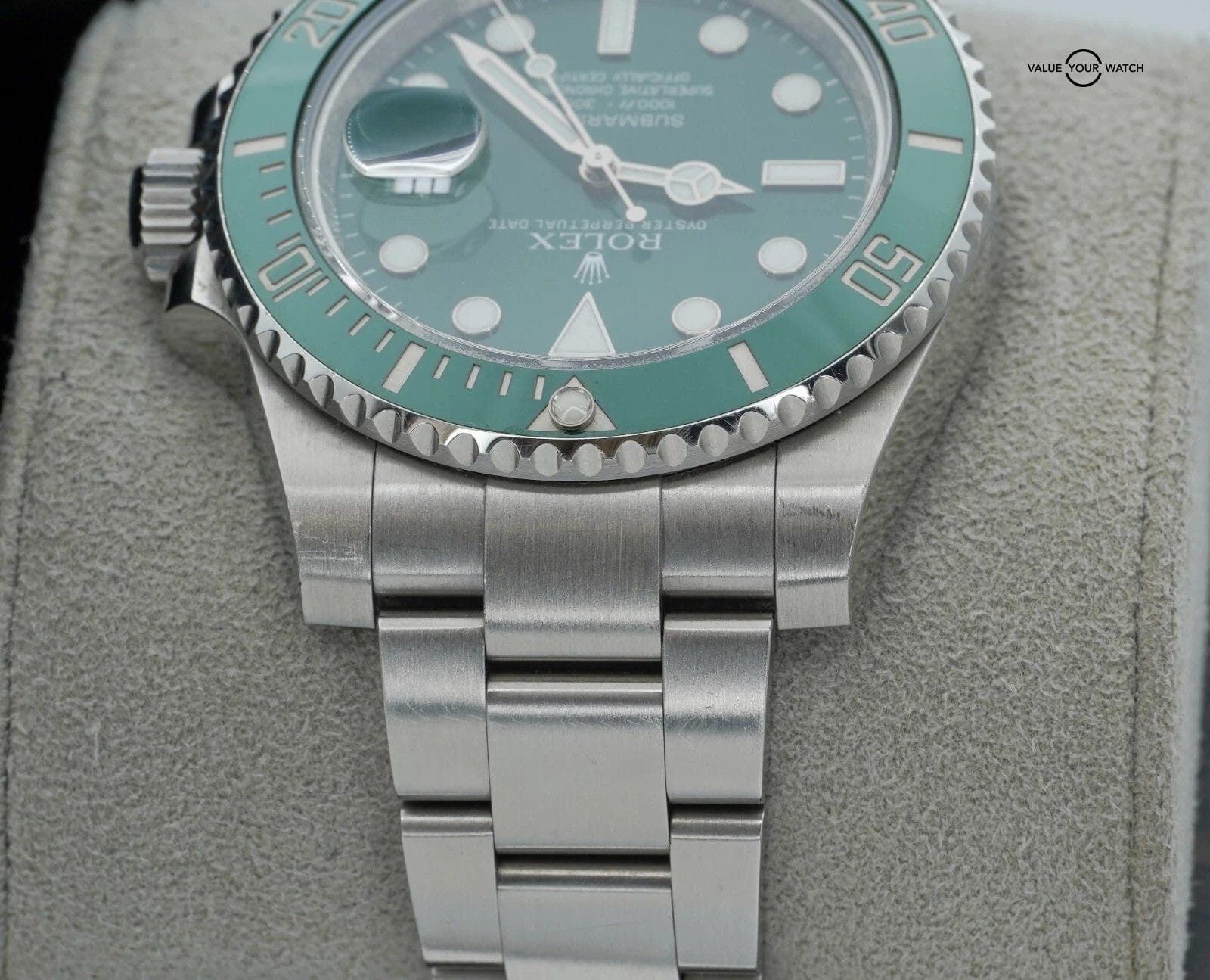 Rolex Submariner Date Hulk 40mm Boxes/Papers! - Image 5