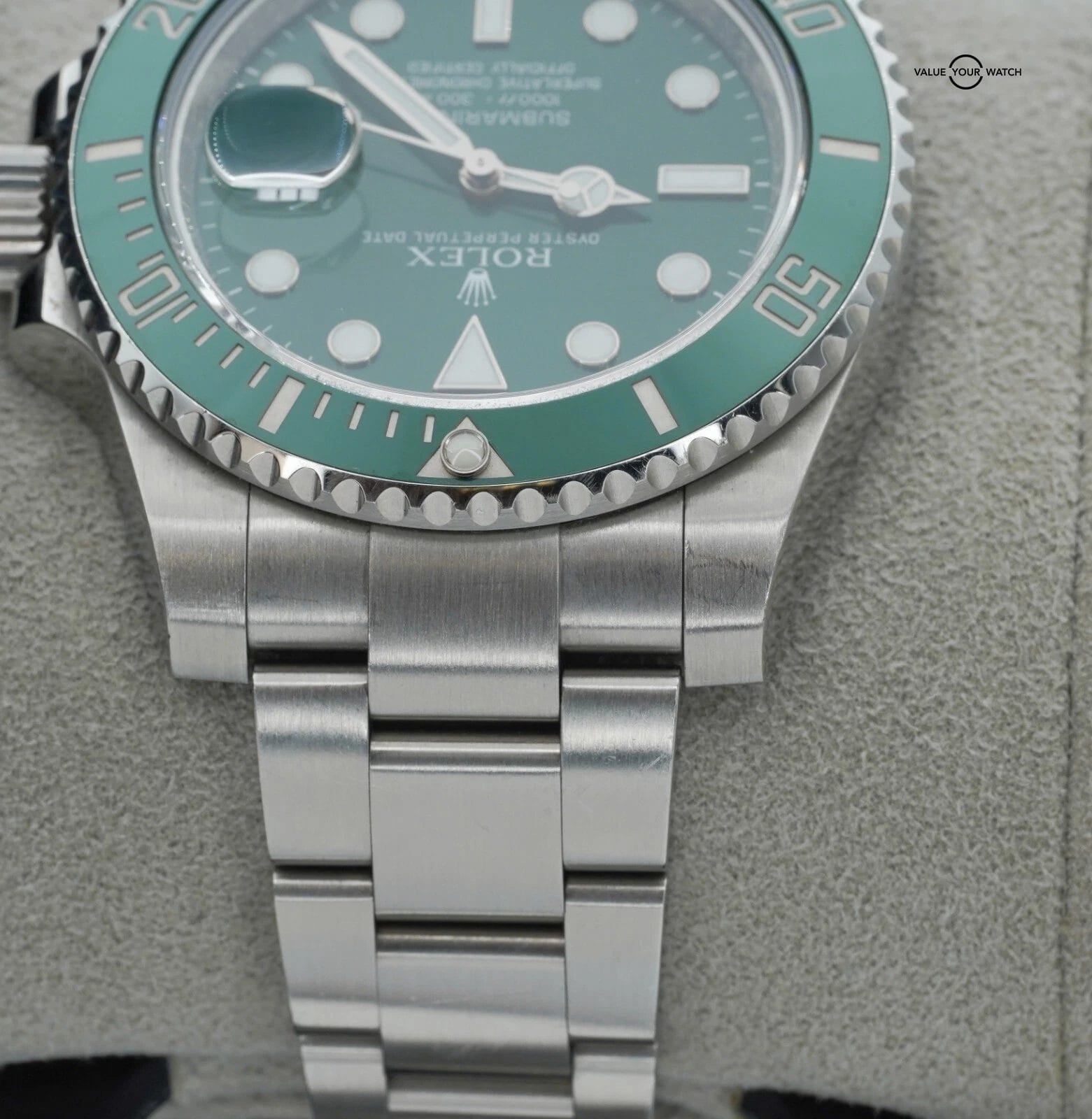 Rolex Submariner Date Hulk 40mm Boxes/Papers! - Image 6