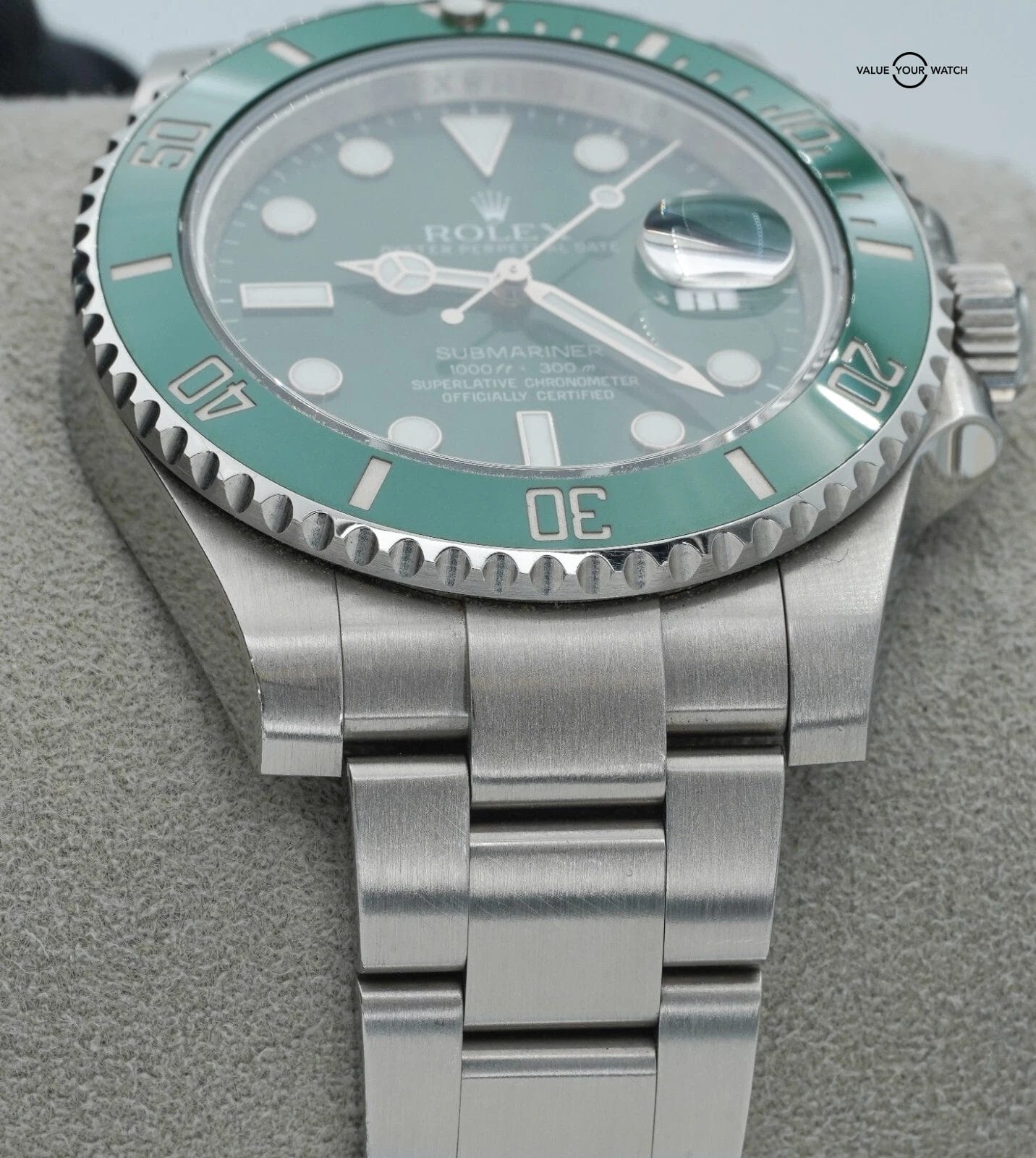 Rolex Submariner Date Hulk 40mm Boxes/Papers! - Image 8