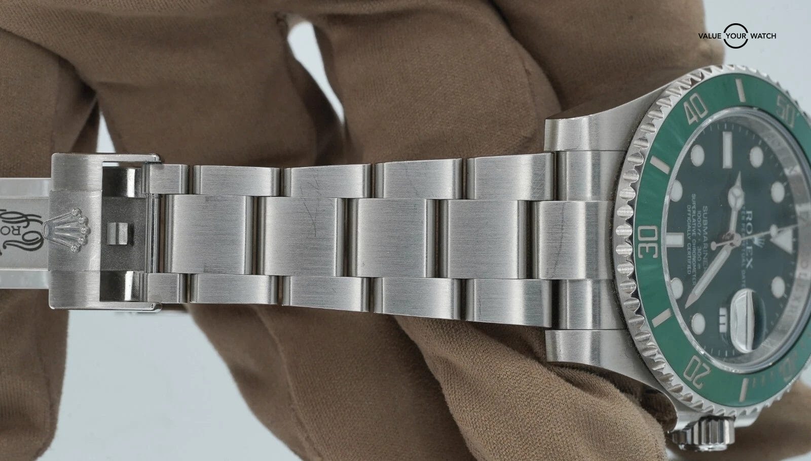 Rolex Submariner Date Hulk 40mm Boxes/Papers! - Image 15