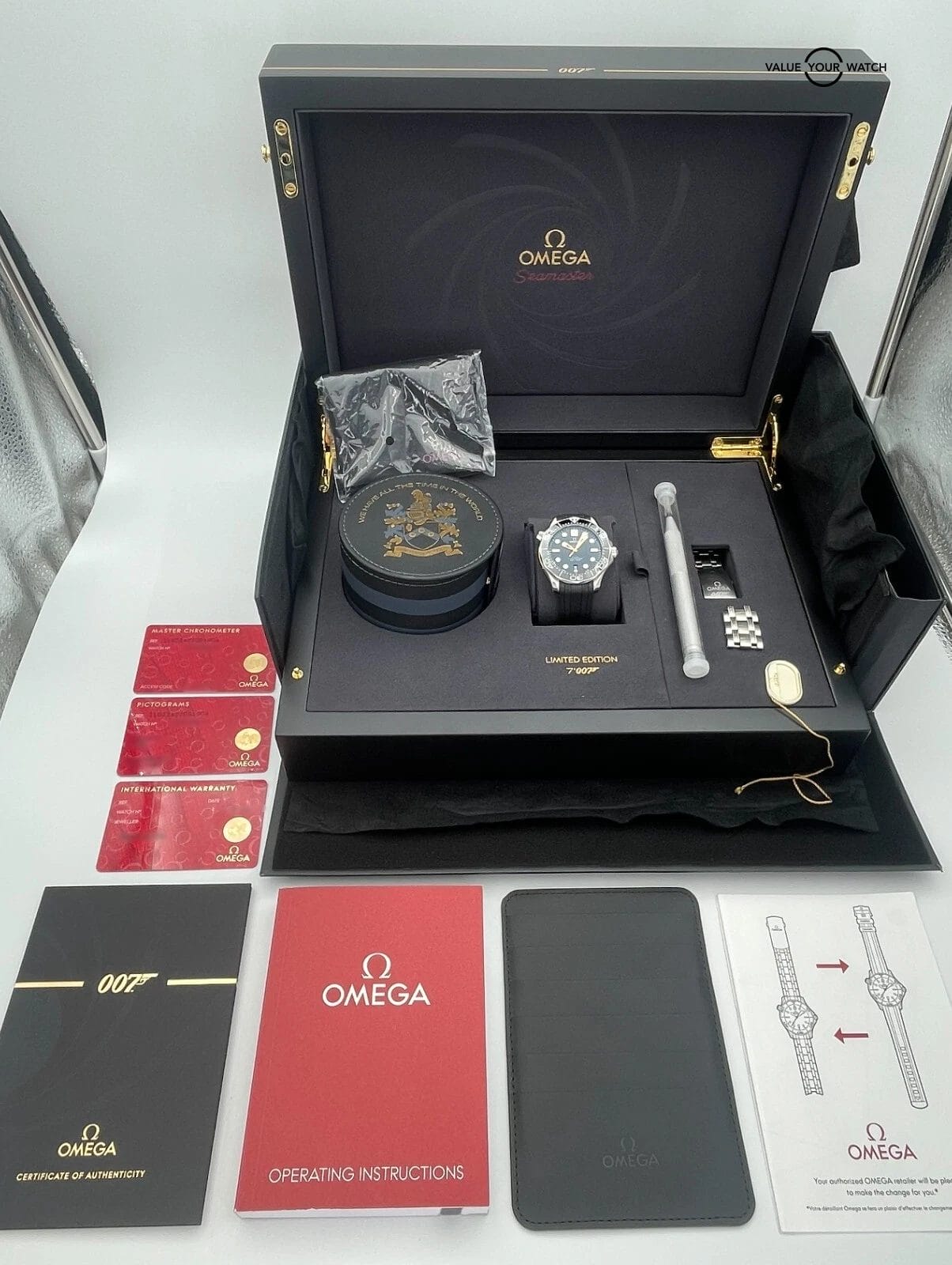 Omega Seamaster Diver 300 M James Bond Limited Edition 210.22.42.20.01.004 - Image 3