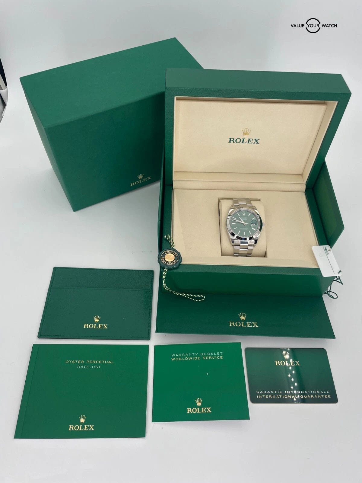 2025 Rolex Datejust 41mm Stainless Steel Mint Green 126300 BOXES/PAPERS! - Image 3
