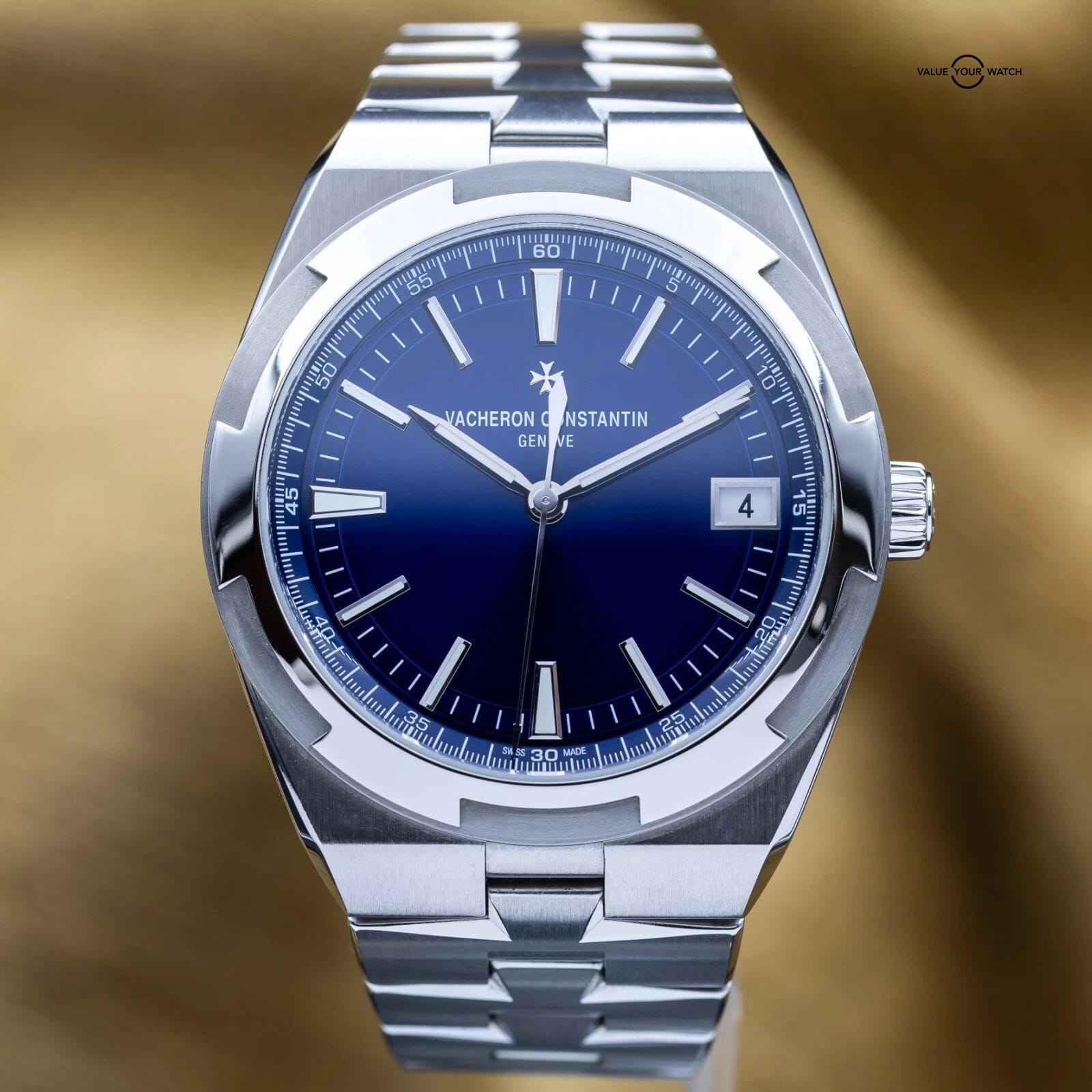 2024 Vacheron Constantin Overseas 4520V Blue Dial 41mm - Complete Set