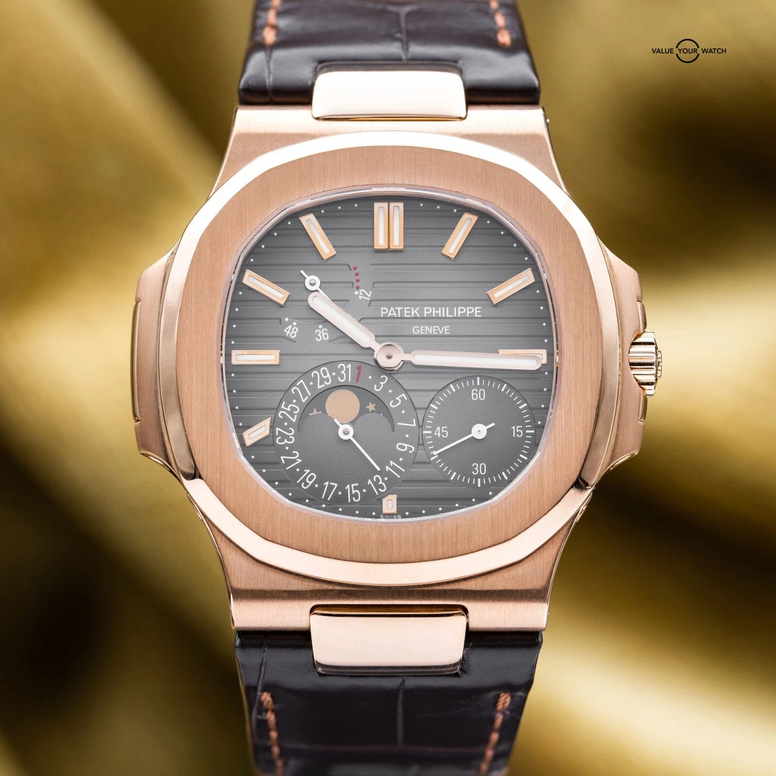 Patek Philippe Nautilus Moonphases Rose Gold 40mm 5712r - 2016 FACTORY SERVICED