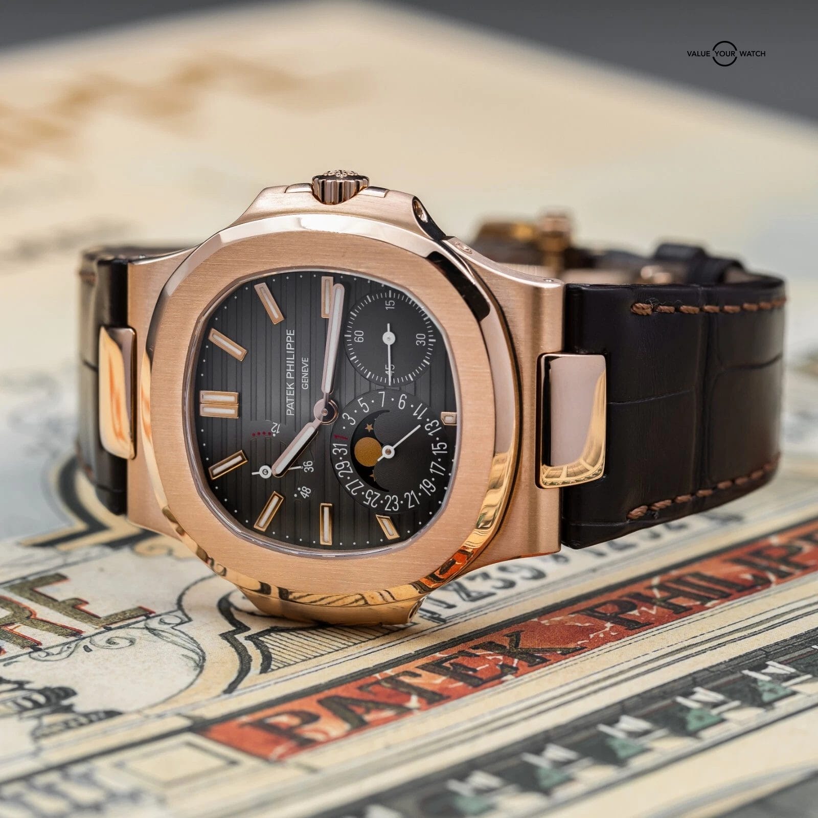 Patek Philippe Nautilus Moonphases Rose Gold 40mm 5712r - 2016 FACTORY SERVICED - Image 5