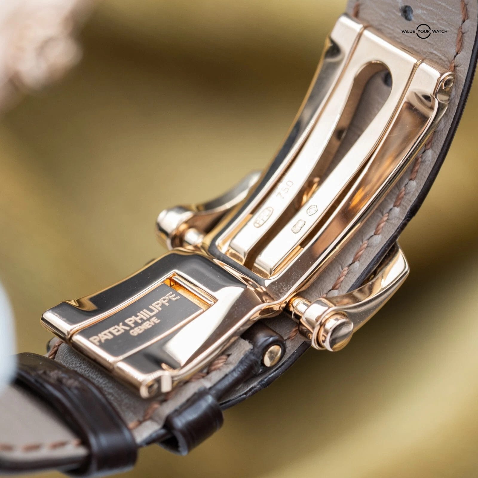 Patek Philippe Nautilus Moonphases Rose Gold 40mm 5712r - 2016 FACTORY SERVICED - Image 9