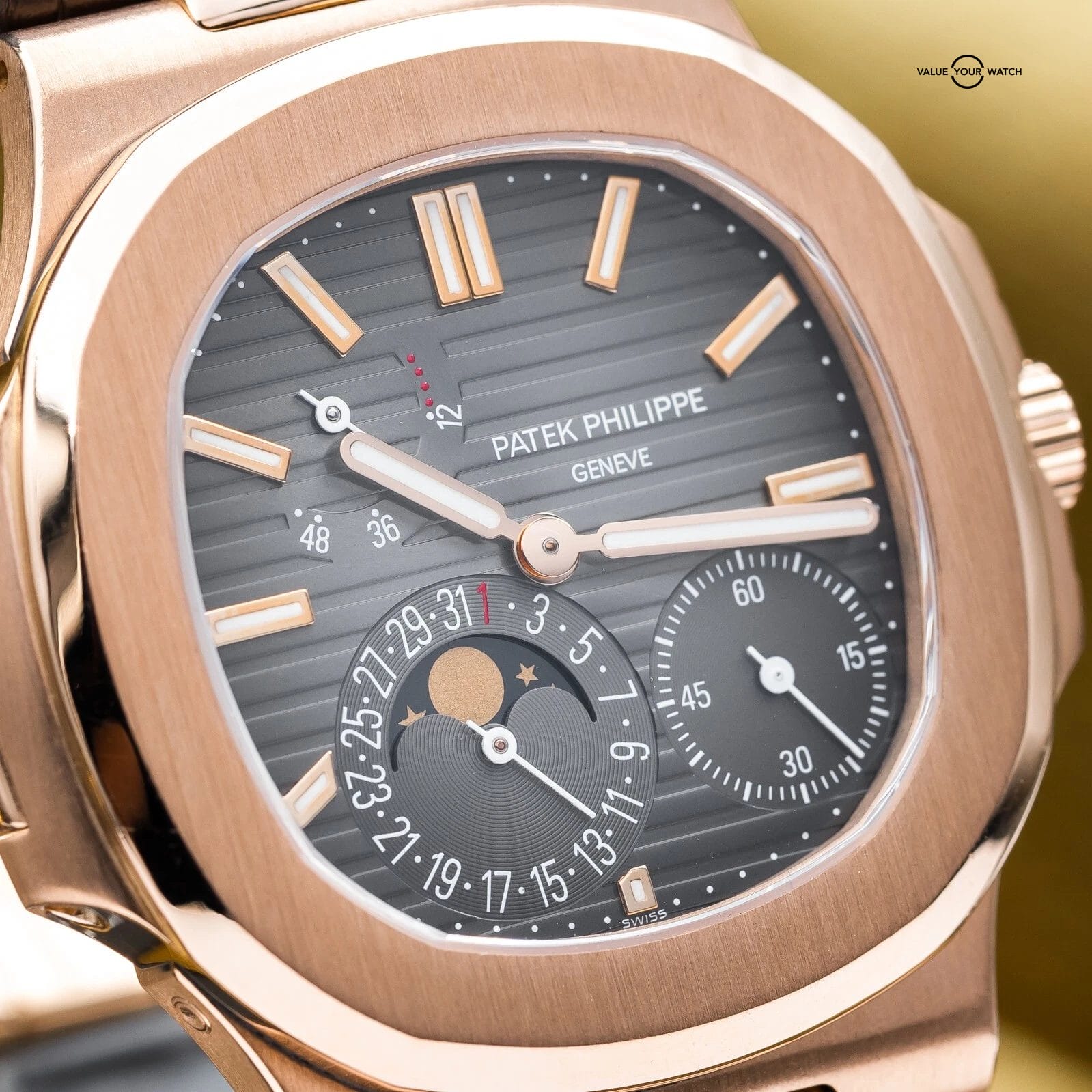 Patek Philippe Nautilus Moonphases Rose Gold 40mm 5712r - 2016 FACTORY SERVICED - Image 15