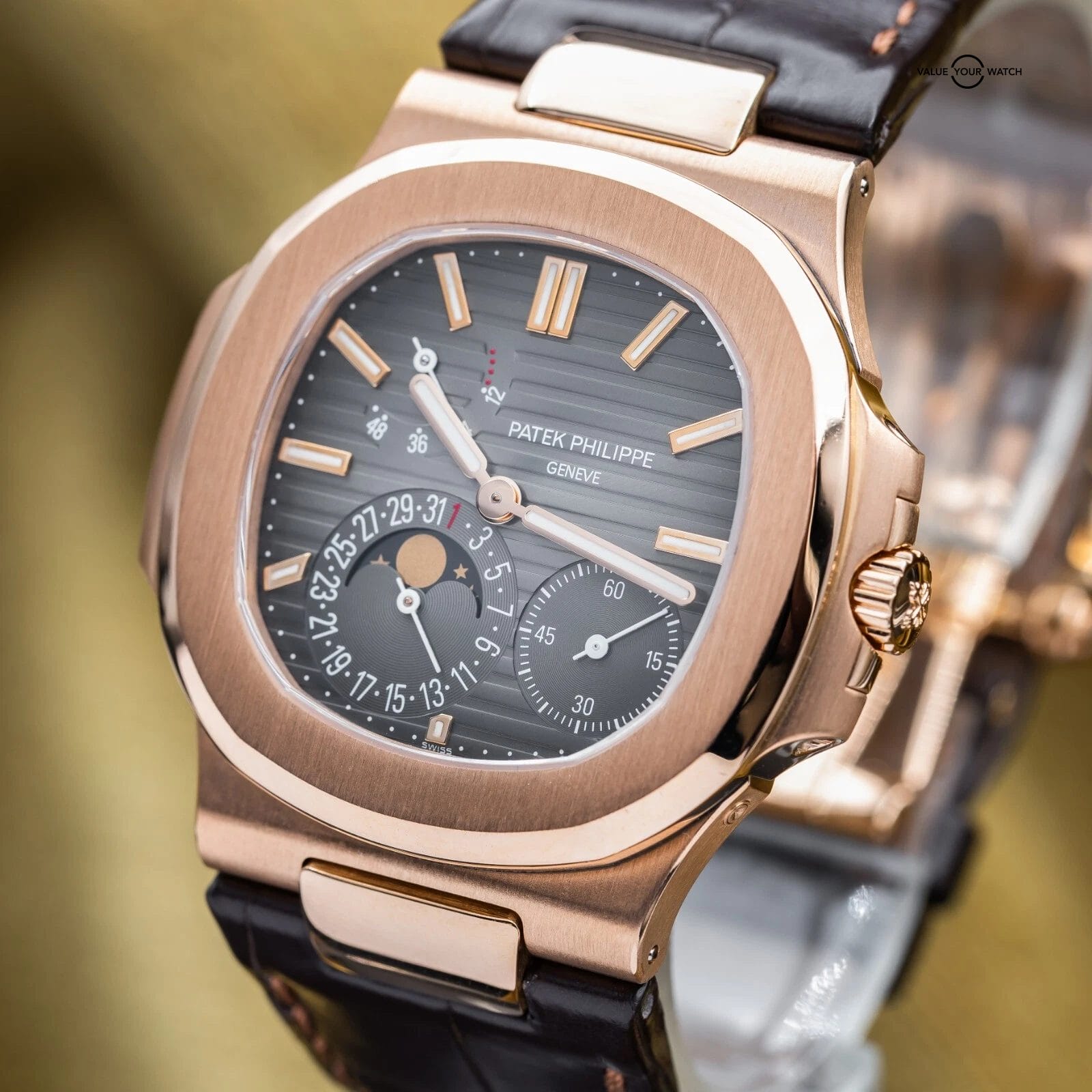 Patek Philippe Nautilus Moonphases Rose Gold 40mm 5712r - 2016 FACTORY SERVICED - Image 18