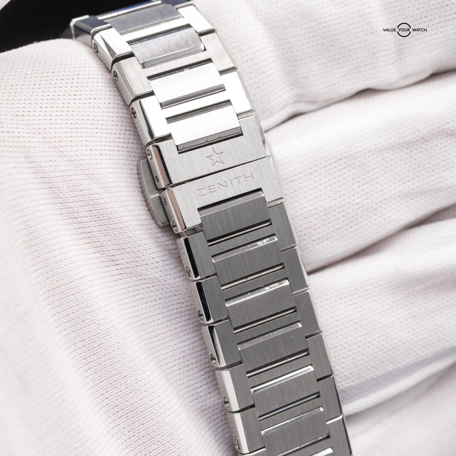 Zenith Defy Skeleton Men's Blue Dial Watch 03.9300.3620/79.I001 Box & Papers! - Image 4