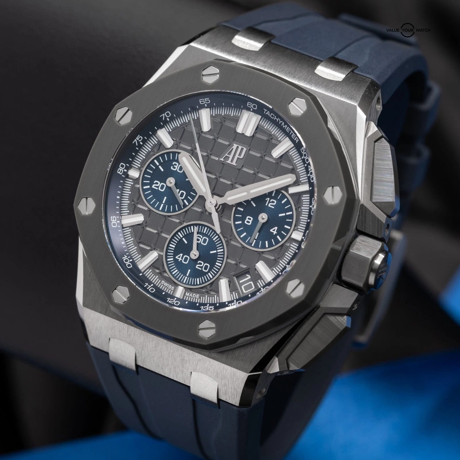 Audemars Piguet Royal Oak Offshore Titanium & Ceramic Gray Men's Watch - 26420IO - Image 11