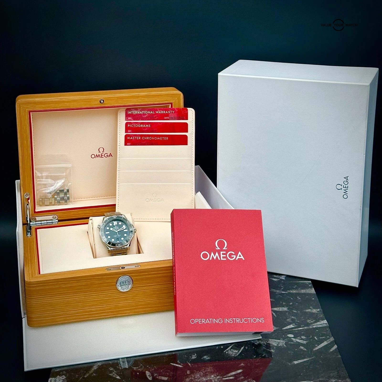 Omega Seamaster Diver 300M Seaweed 210.30.42.20.10.001 Green Box/Papers 42mm - Image 4