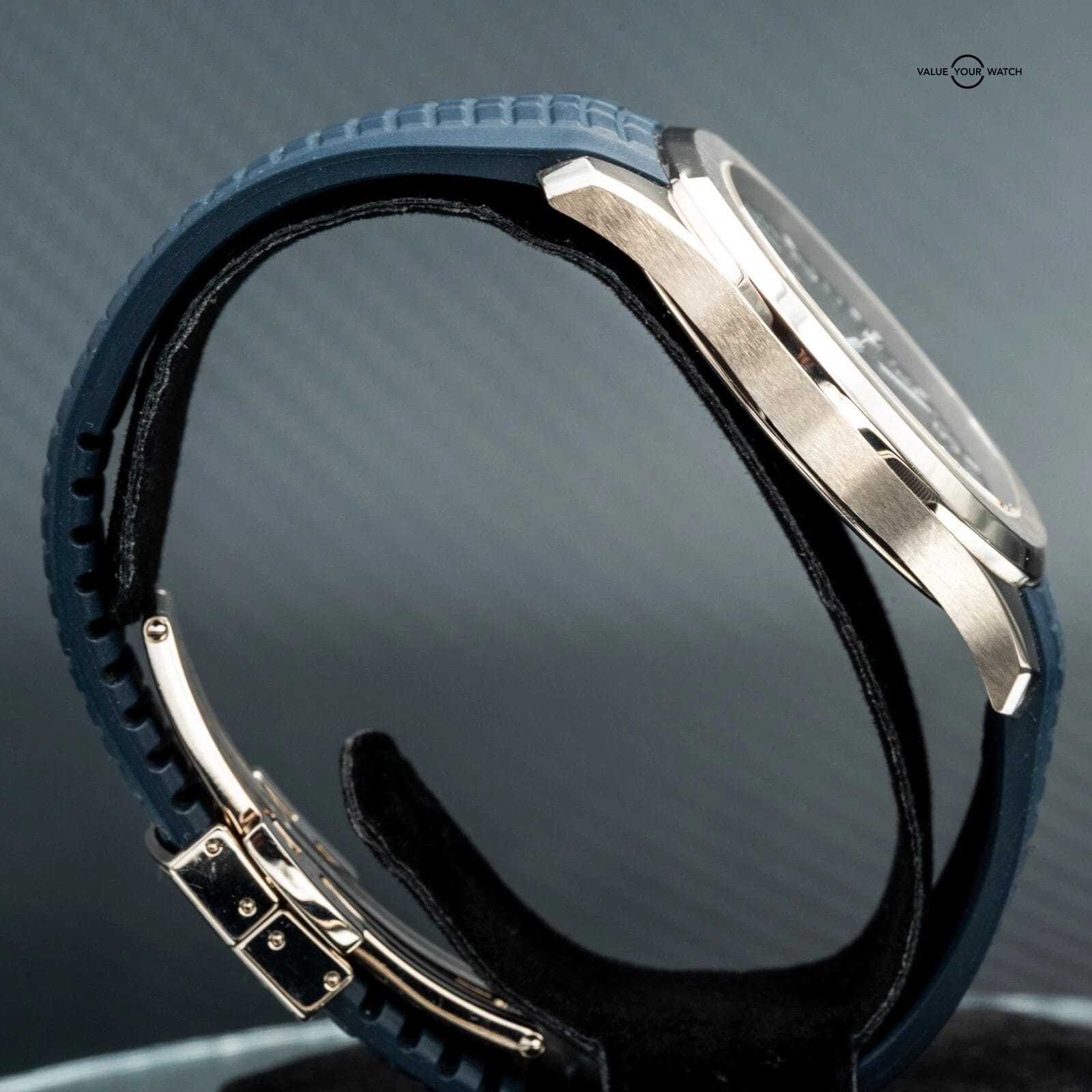 2019 Patek Philippe Aquanaut 5168G-001 Blue Dial 42mm FULL SET -- IN-STOCK - Image 7