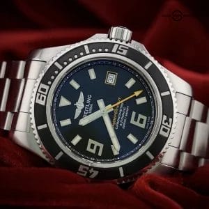Breitling Superocean A17391 44mm Black Dial Full Set w/ Box & Card & Extra Strap