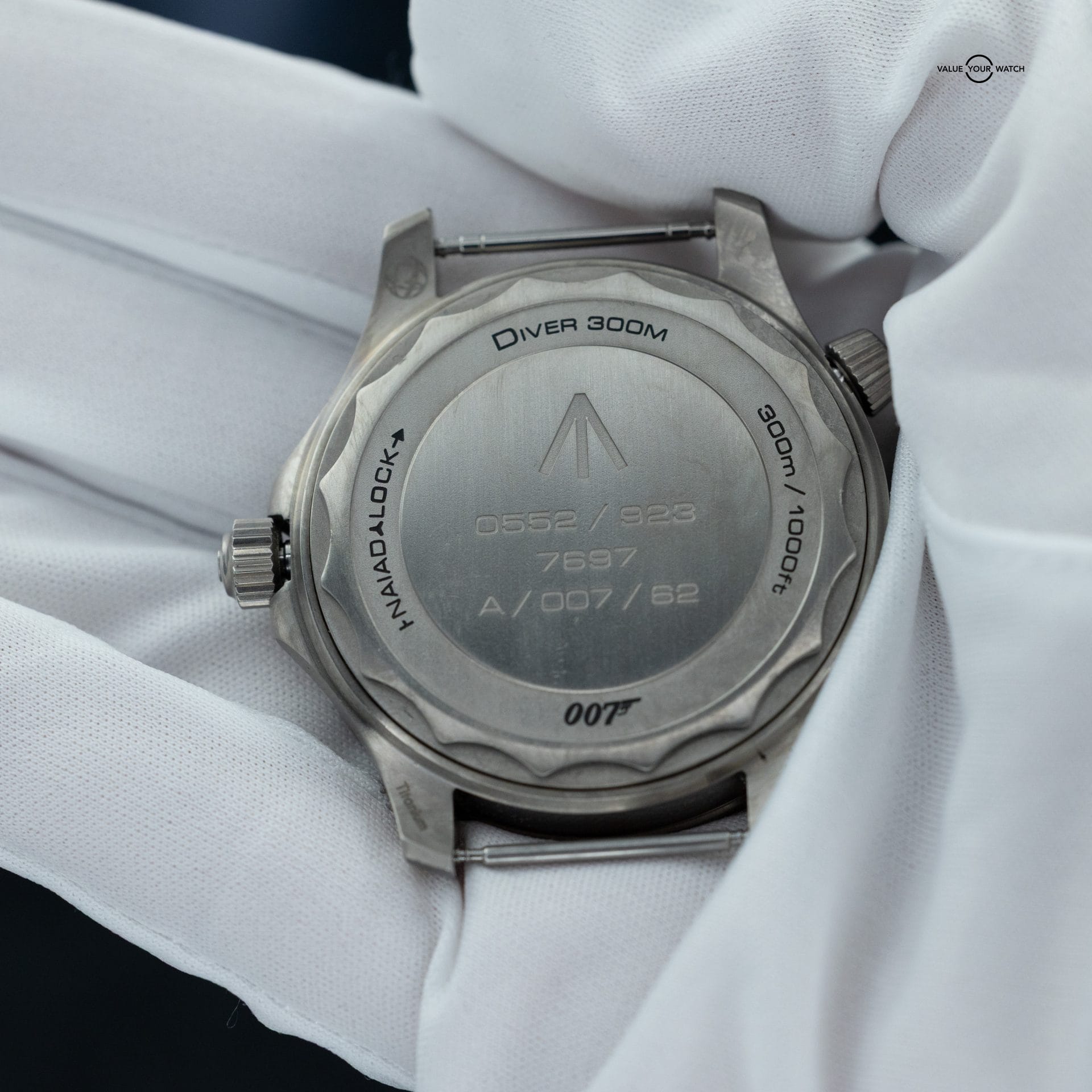 Omega Seamaster Diver 300M “No Time To Die” Ref. 210.92.42.20.01.001 - Image 8