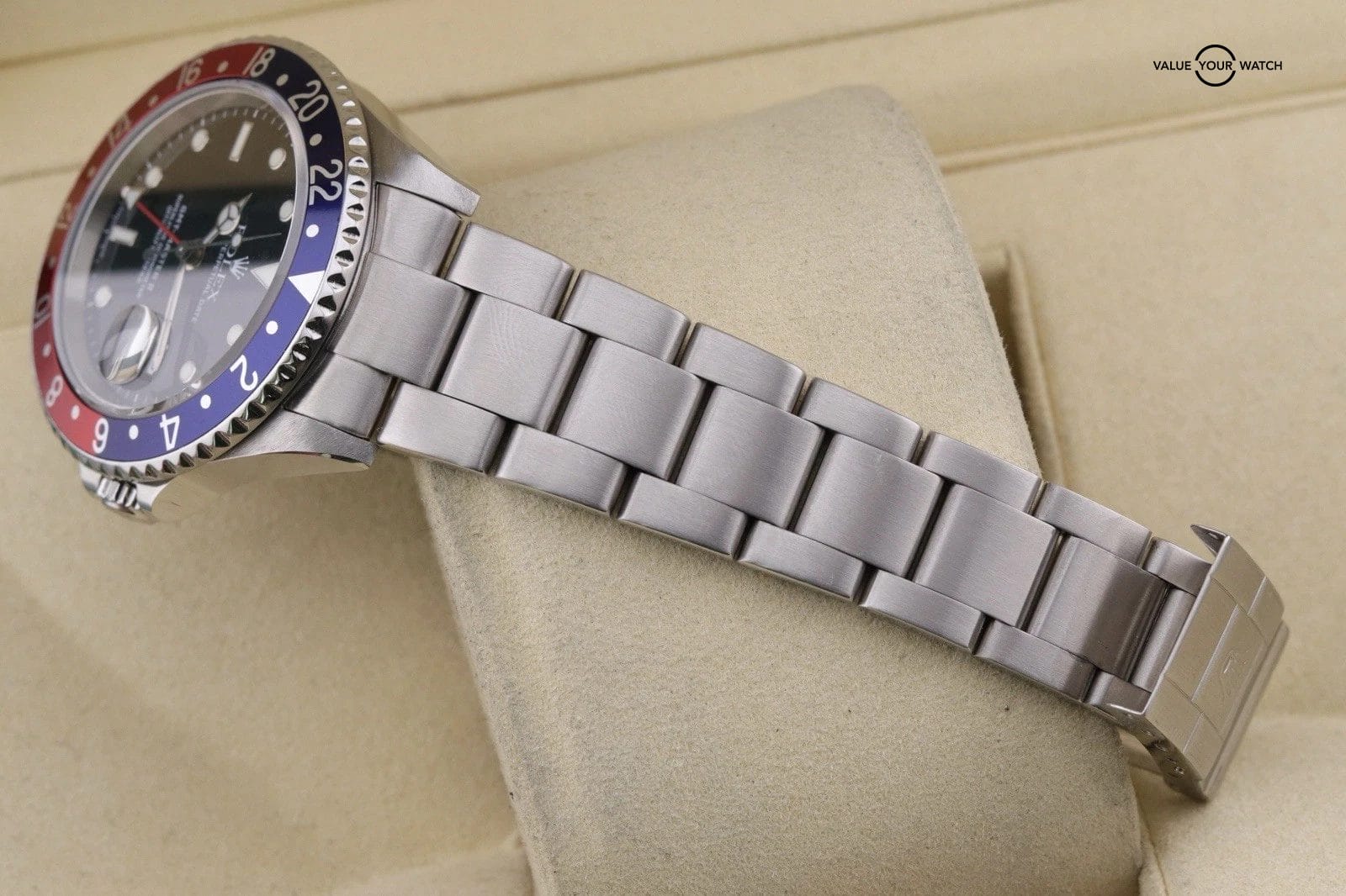 Rolex GMT-Master II Pepsi 16710 Oyster Bracelet with Red and Black Bezel 40mm - Image 10