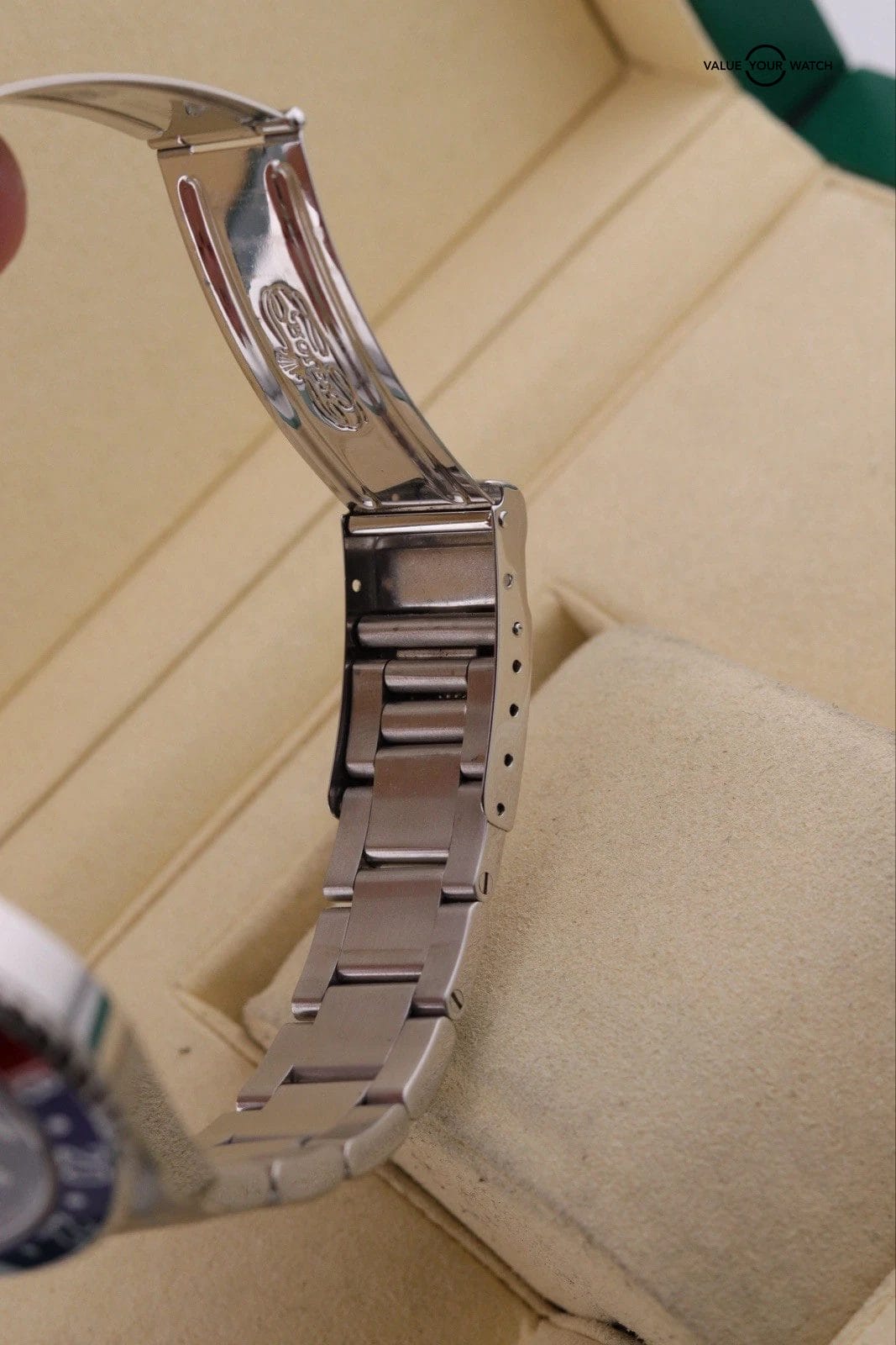 Rolex GMT-Master II Pepsi 16710 Oyster Bracelet with Red and Black Bezel 40mm - Image 11