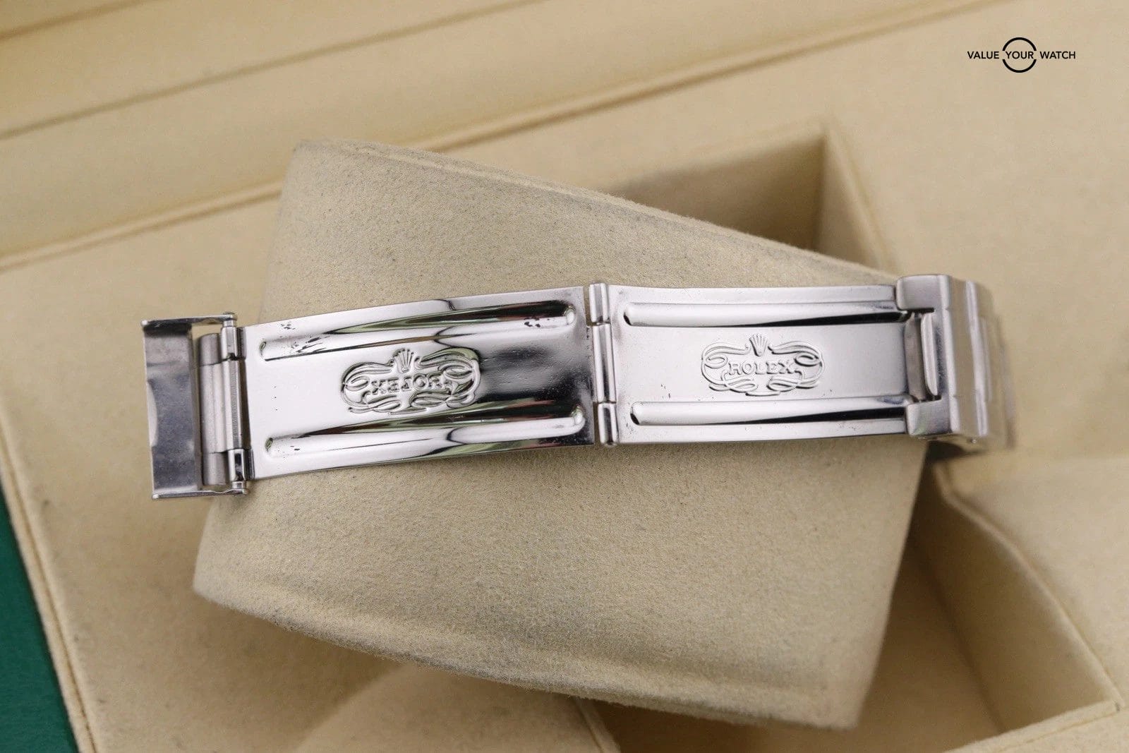 Rolex GMT-Master II Pepsi 16710 Oyster Bracelet with Red and Black Bezel 40mm - Image 12