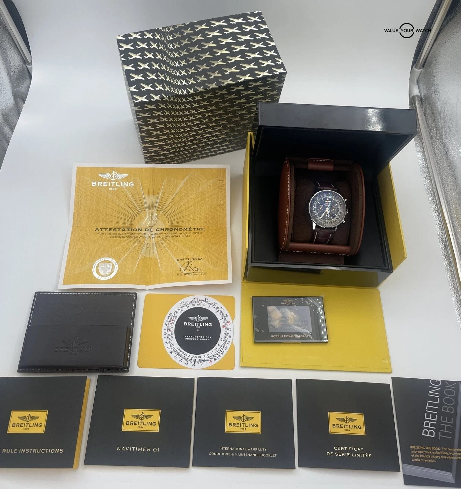 Breitling Navitimer 01 Brown Black Dial Limited Edition 46mm BOXES/PAPERS! - Image 2